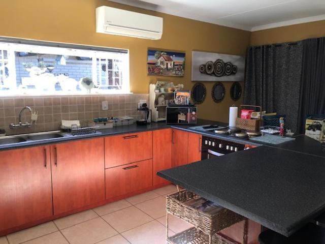 80 On Benade * Bloemfontein